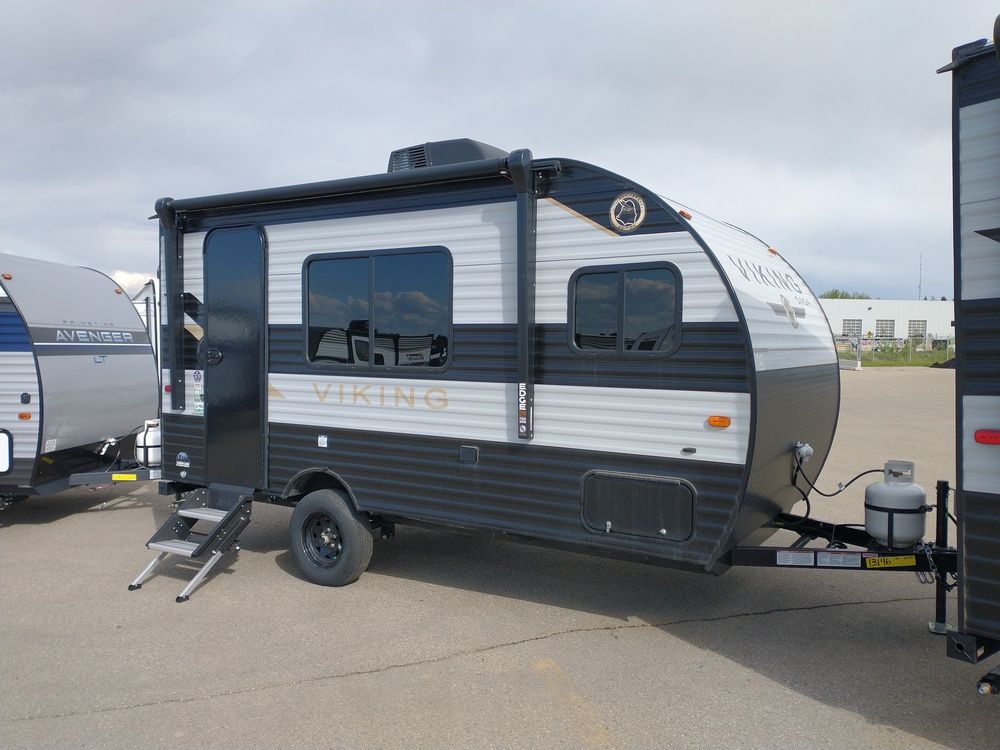 NEW 2022 FOREST RIVER VIKING 16 SFB