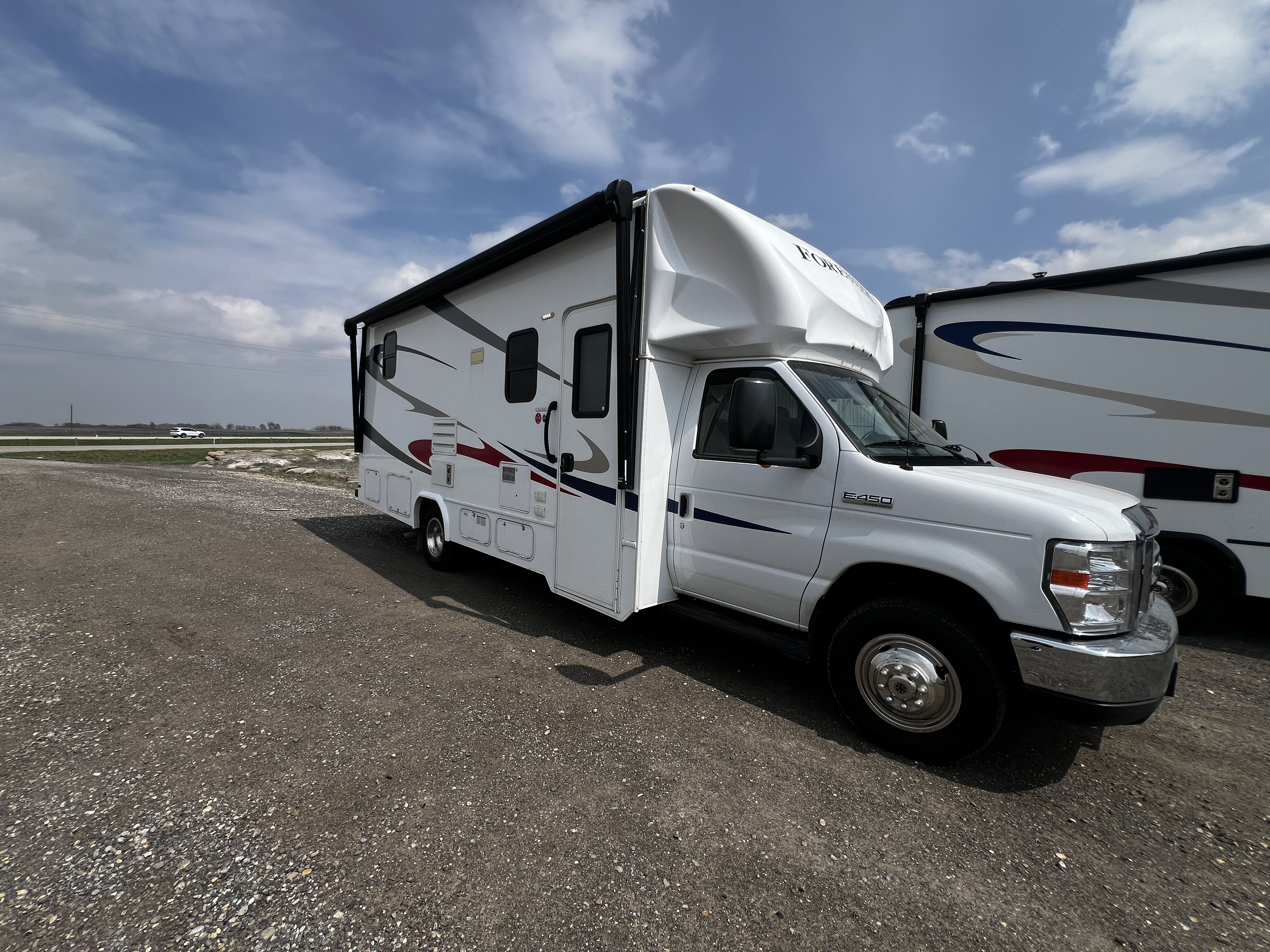 USED 2019 Forest River FORESTER 2441 SVC