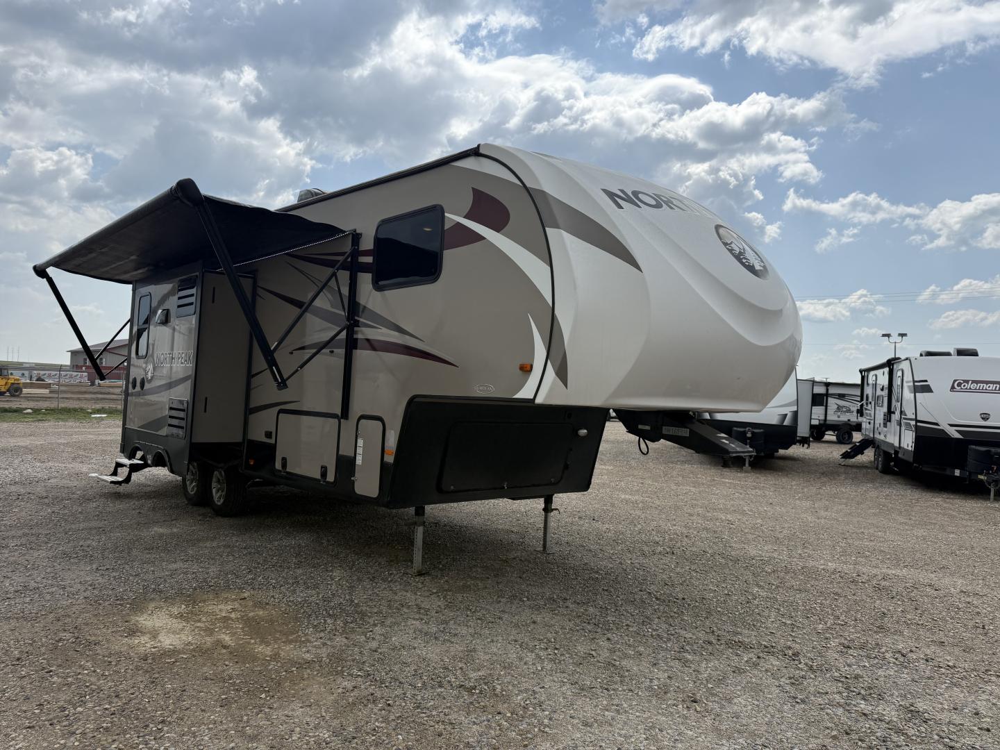 Used 2017 Heartland North Peak 26TS