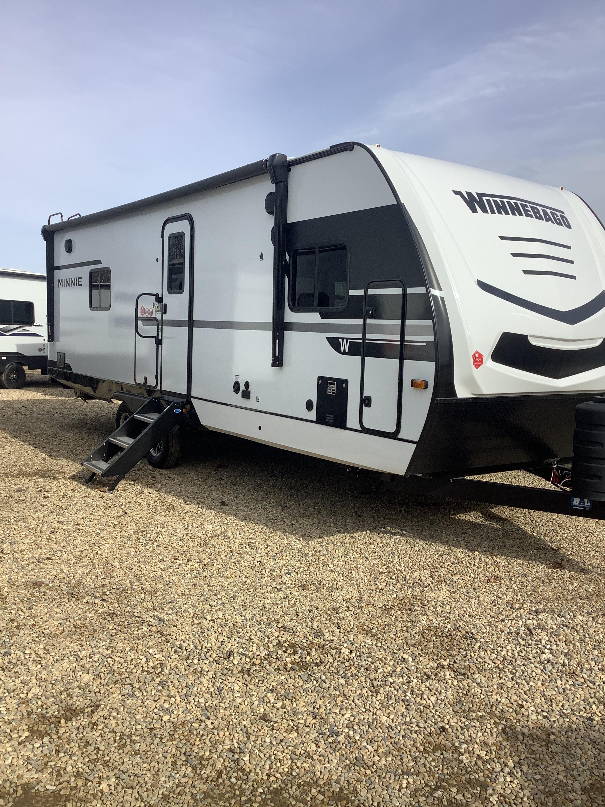 New 2025 Winnebago MINNIE 2730 FK