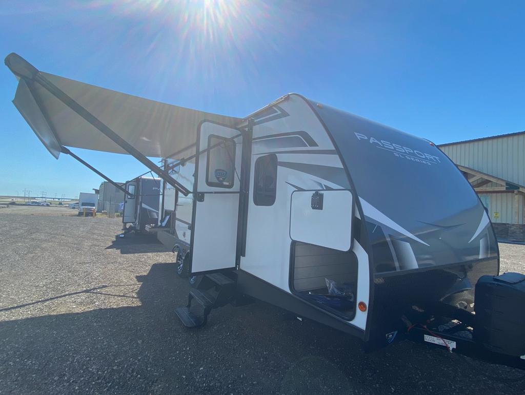 NEW 2022 KEYSTONE PASSPORT 221 BH