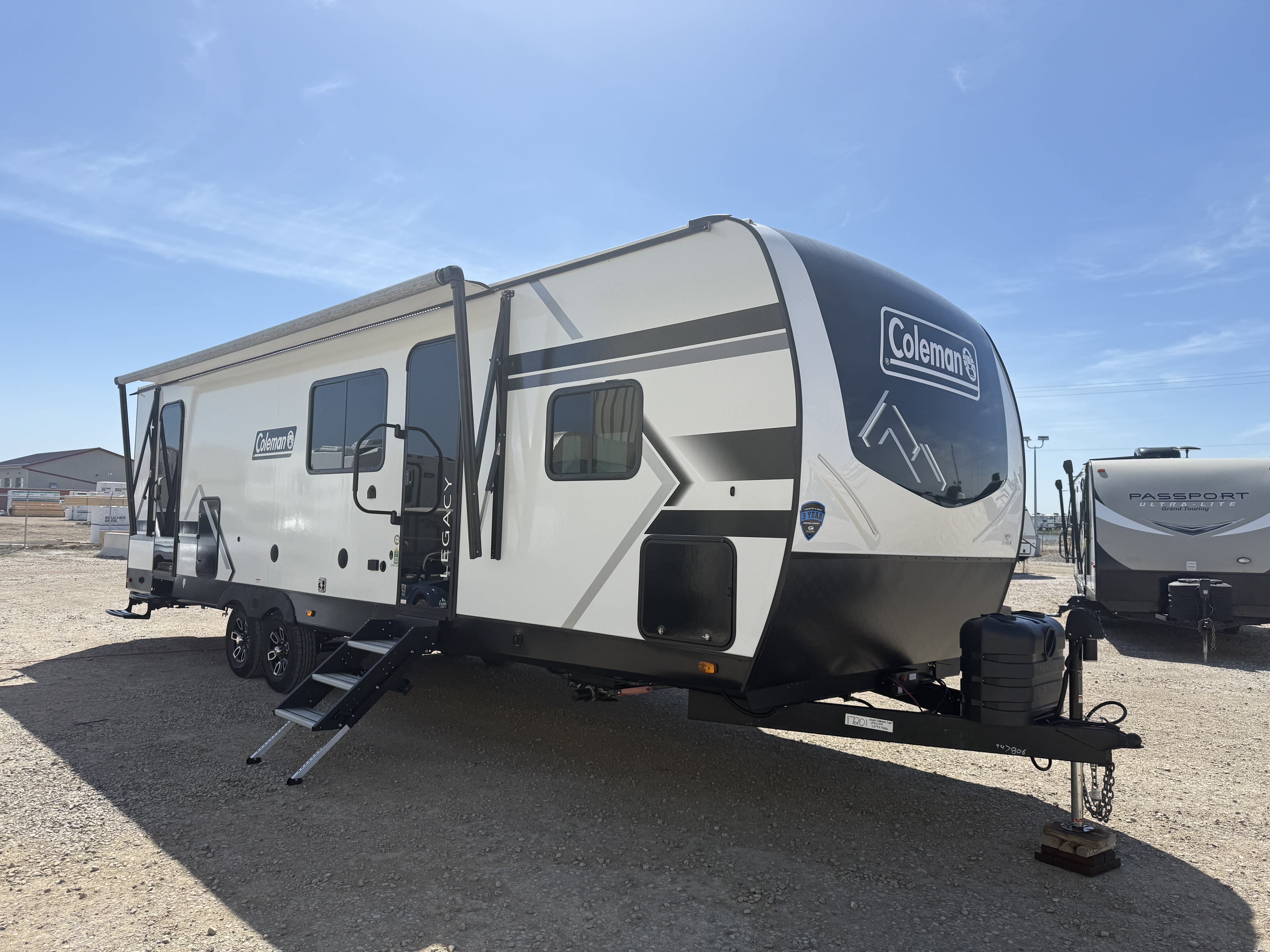 New 2025 Keystone COLEMAN LEGACY 2900 BH