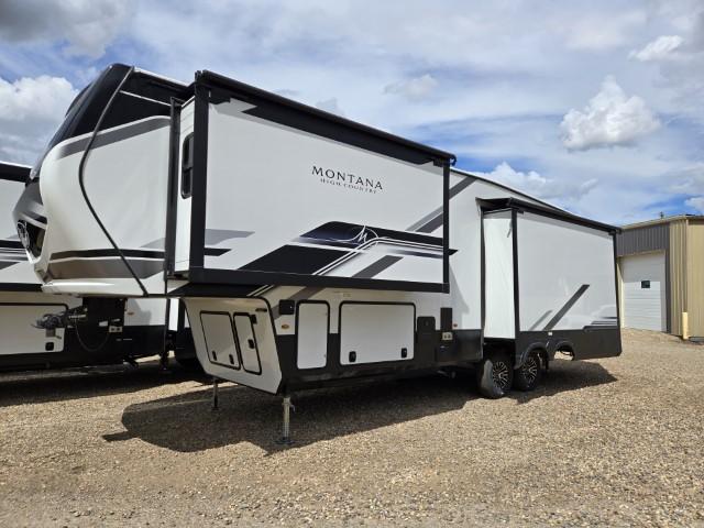 New 2025 Keystone MONTANA 295 RL