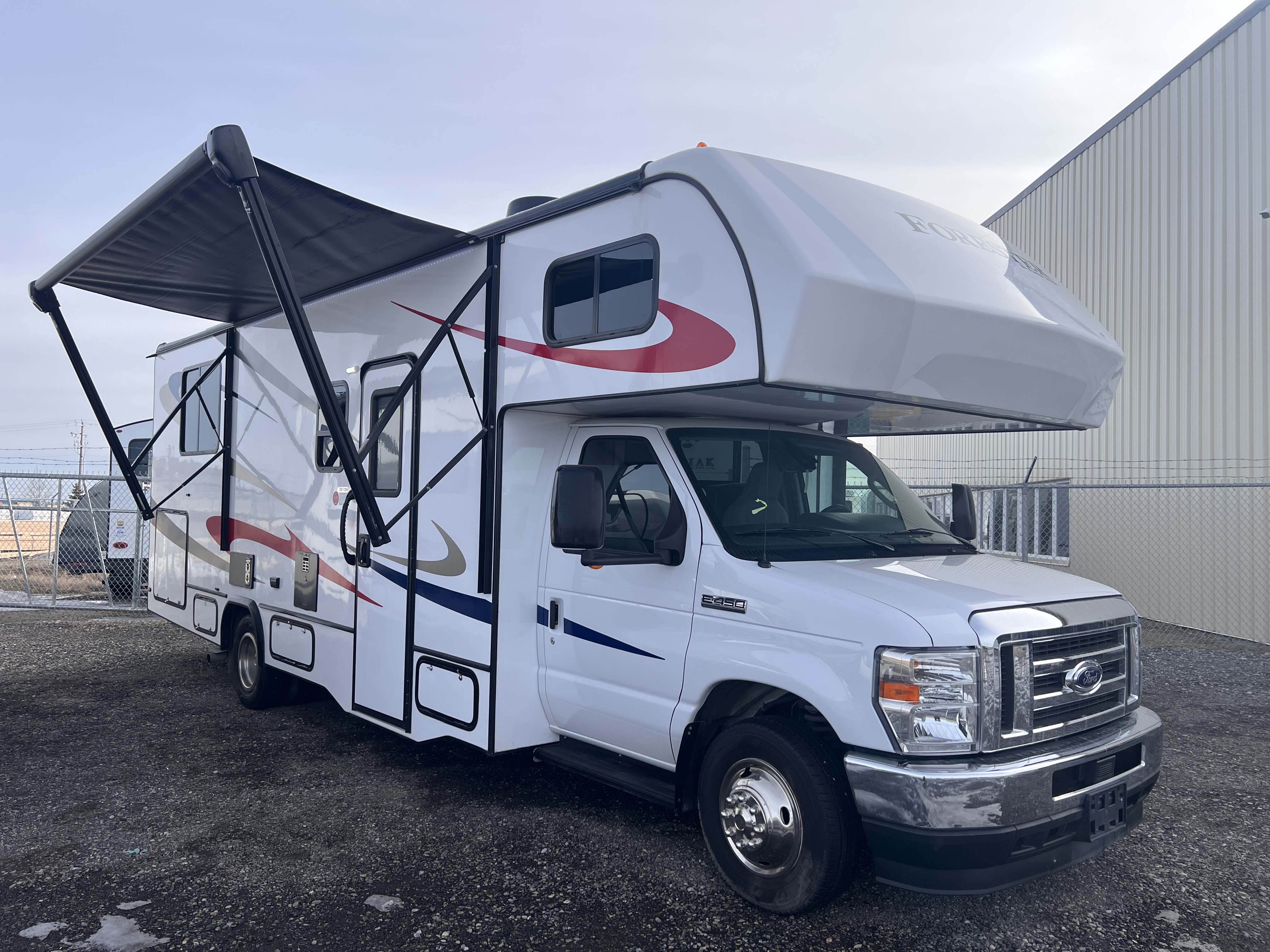 Used 2022 Forest River FORESTER 2651 CDW