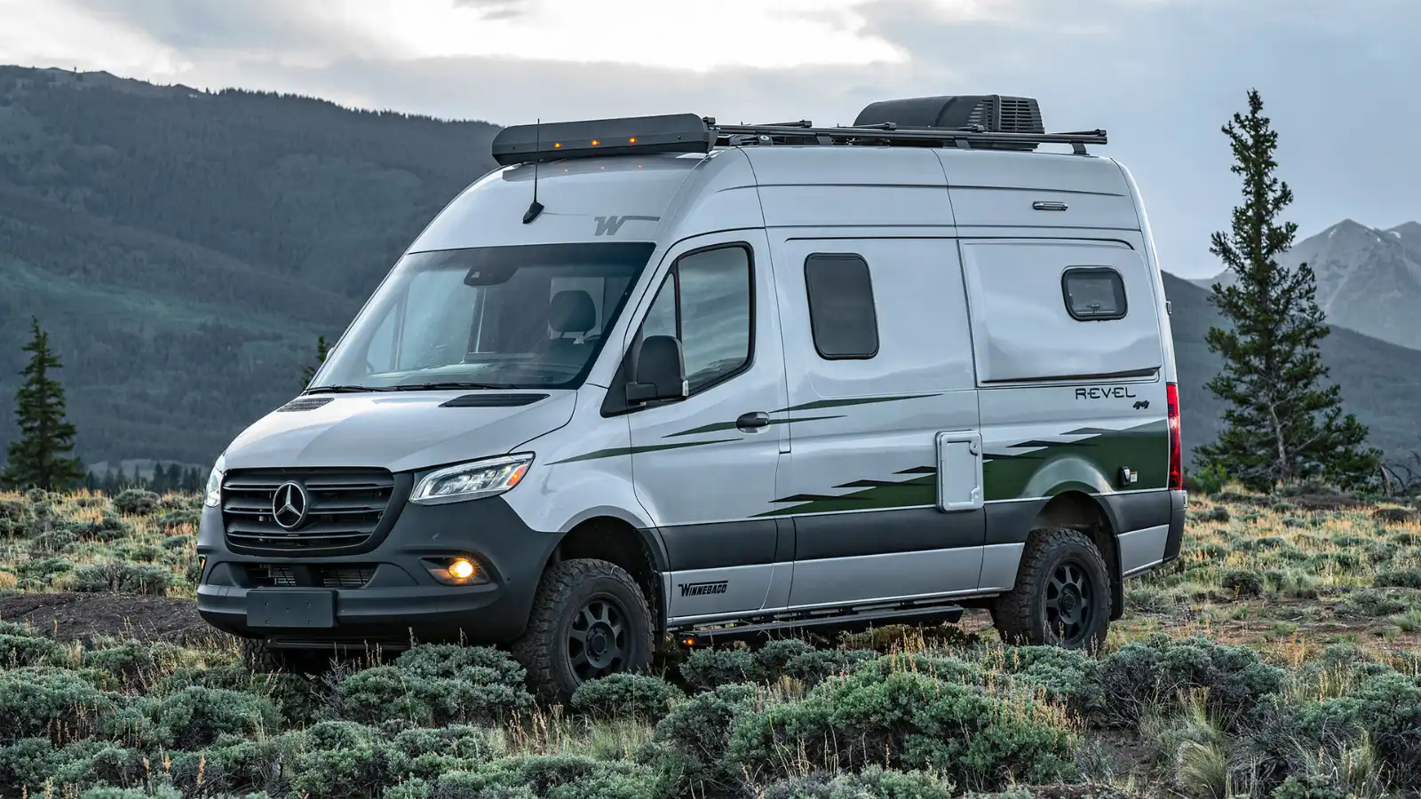 NEW 2023 WINNEBAGO REVEL 44 E