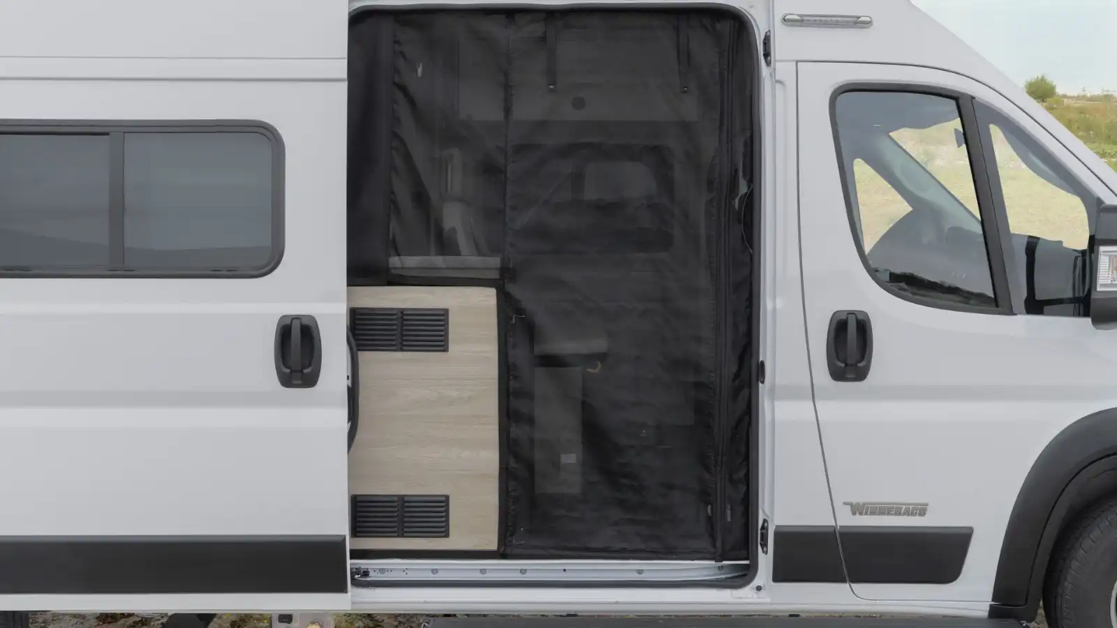 NEW 2023 WINNEBAGO SOLIS 59 P