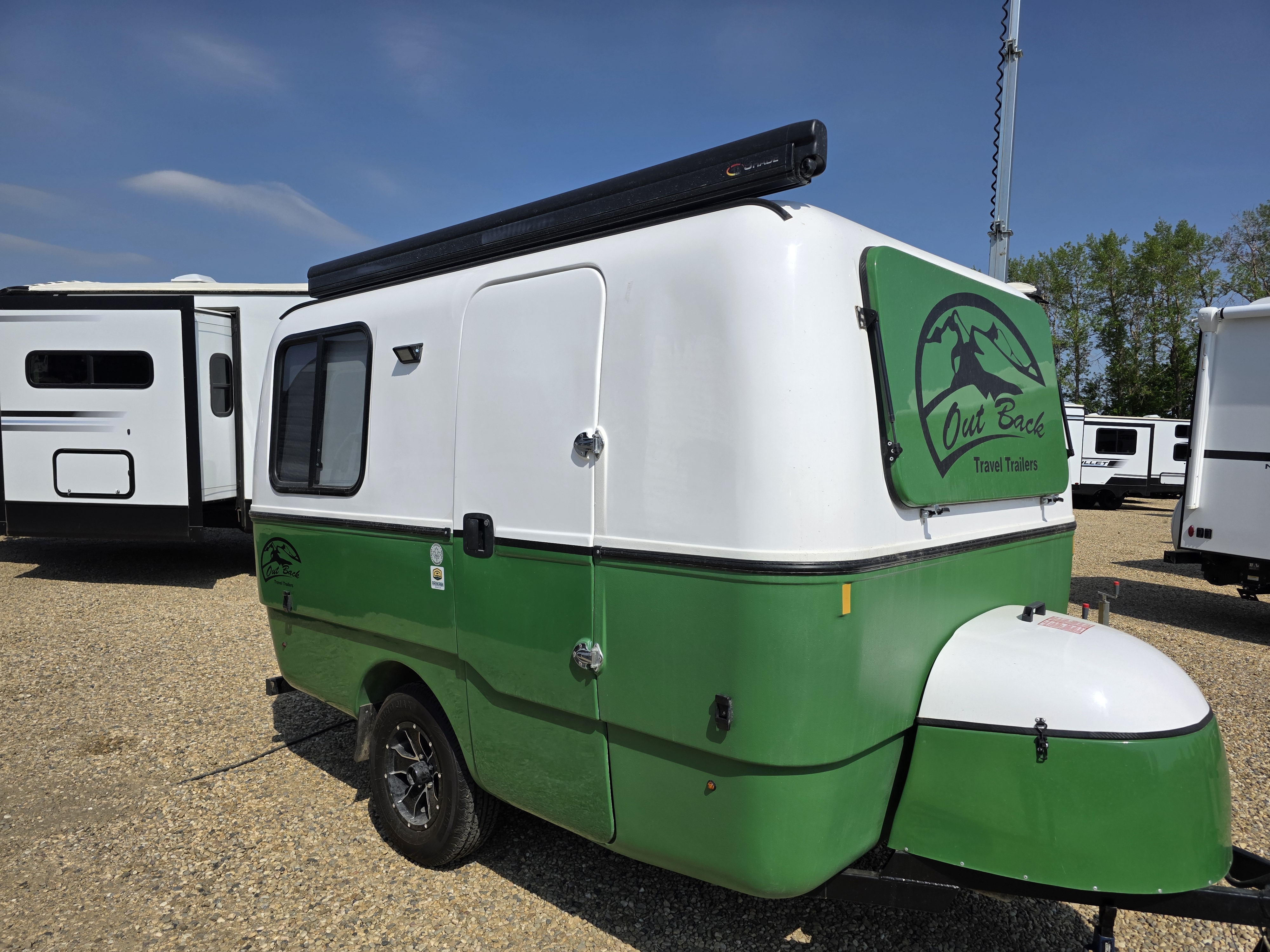 New 2026 Outback TRILLIUM DELUXE