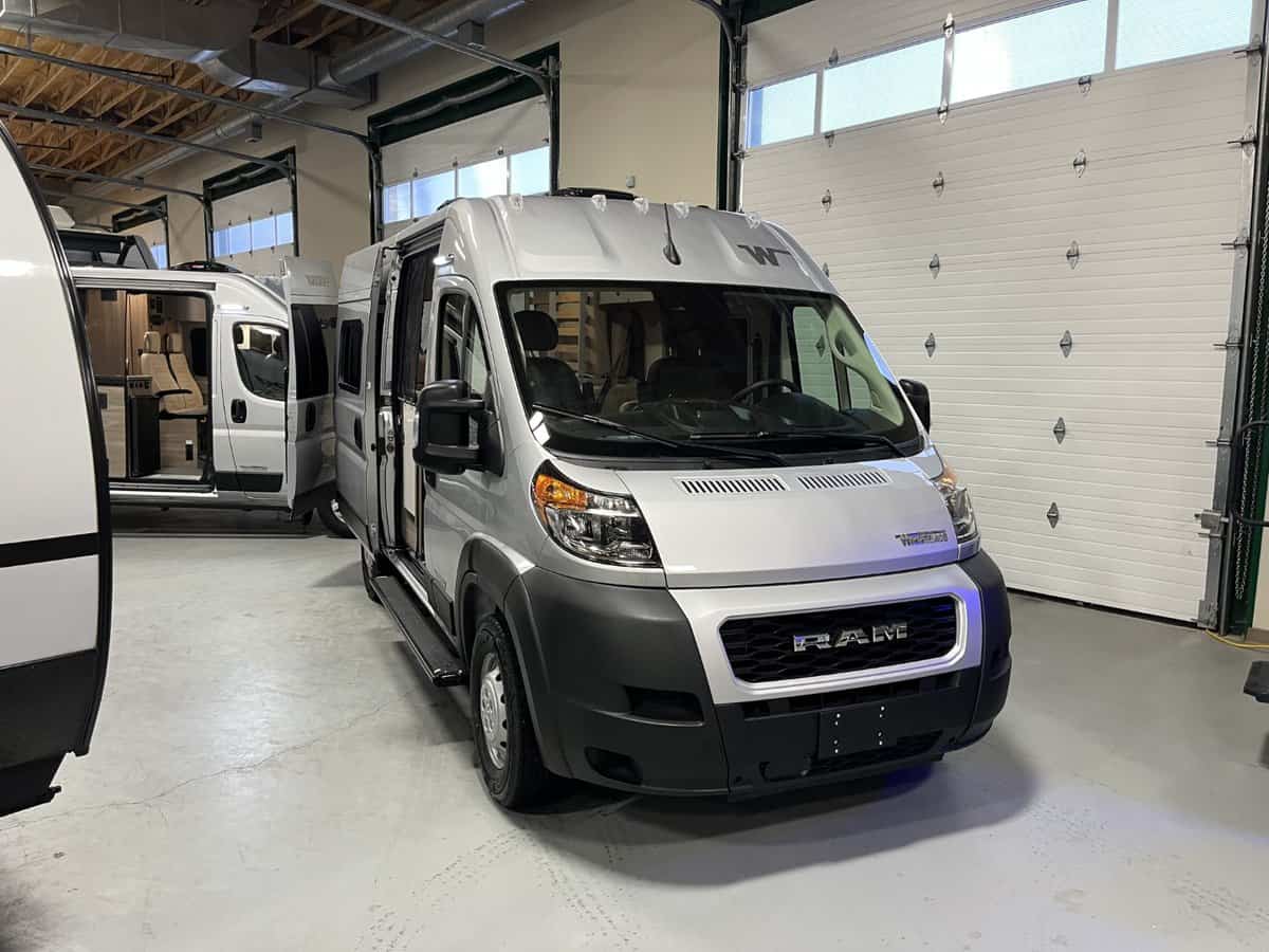 NEW 2022 WINNEBAGO SOLIS 36 A
