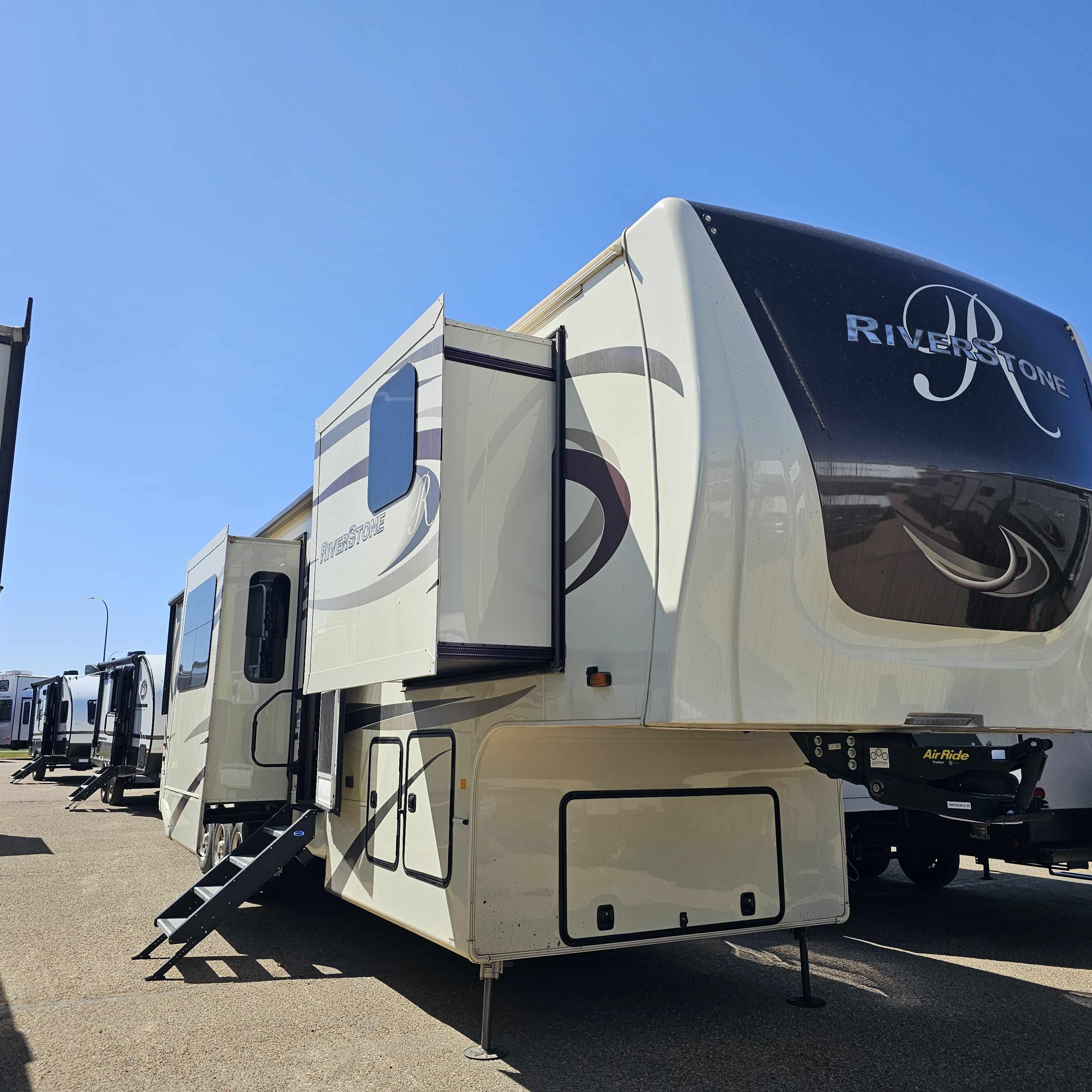 USED 2020 Forest River River Stone 39FKTH