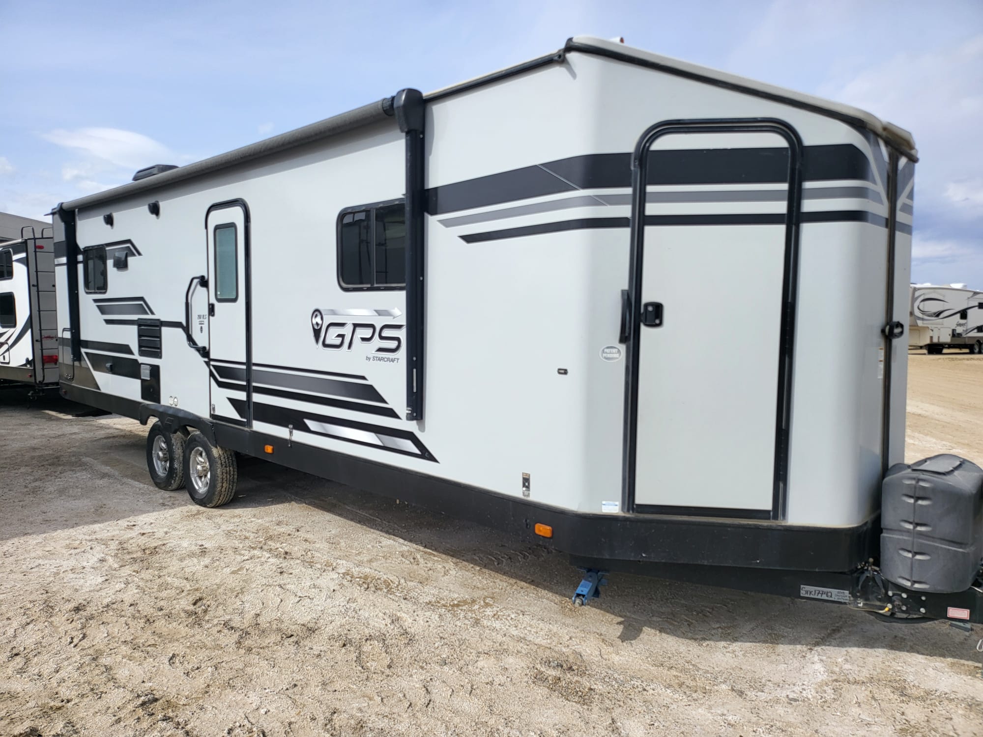 2018 Starcraft GPS 260RLS