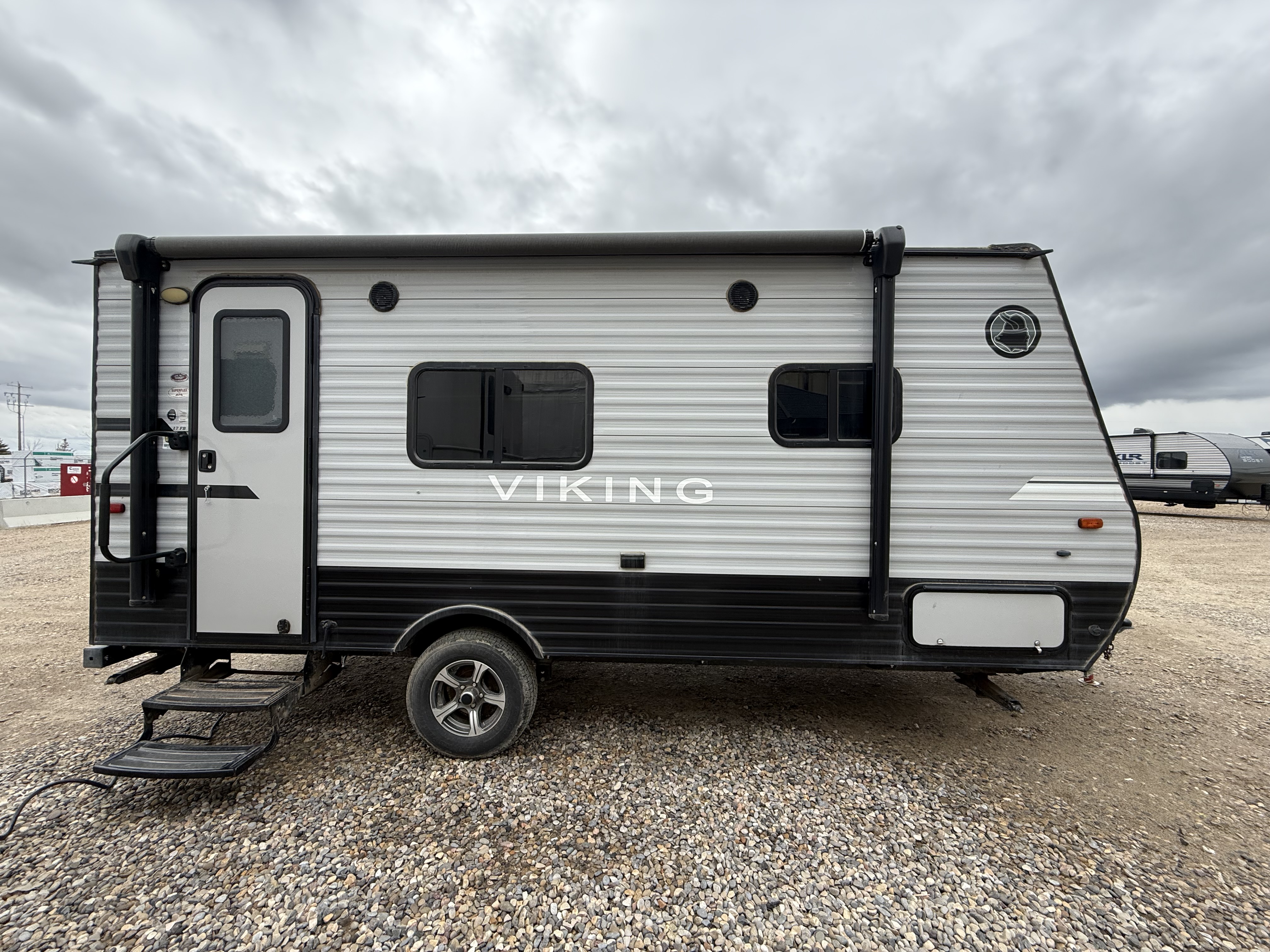 USED 2019 Forest River VIKING 17FB