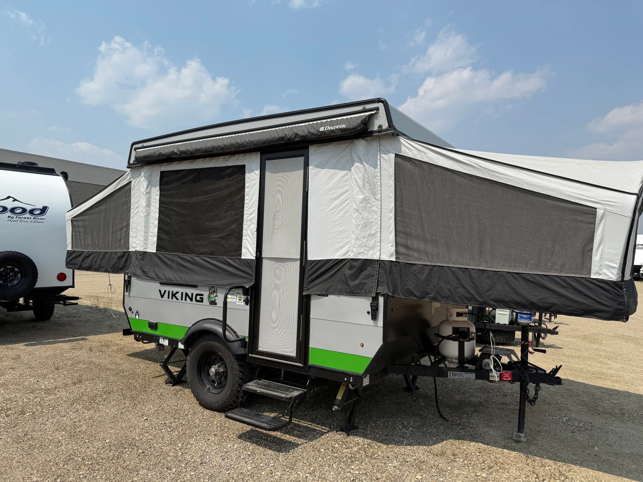 Used 2023 Forest River VIKING 2107LS