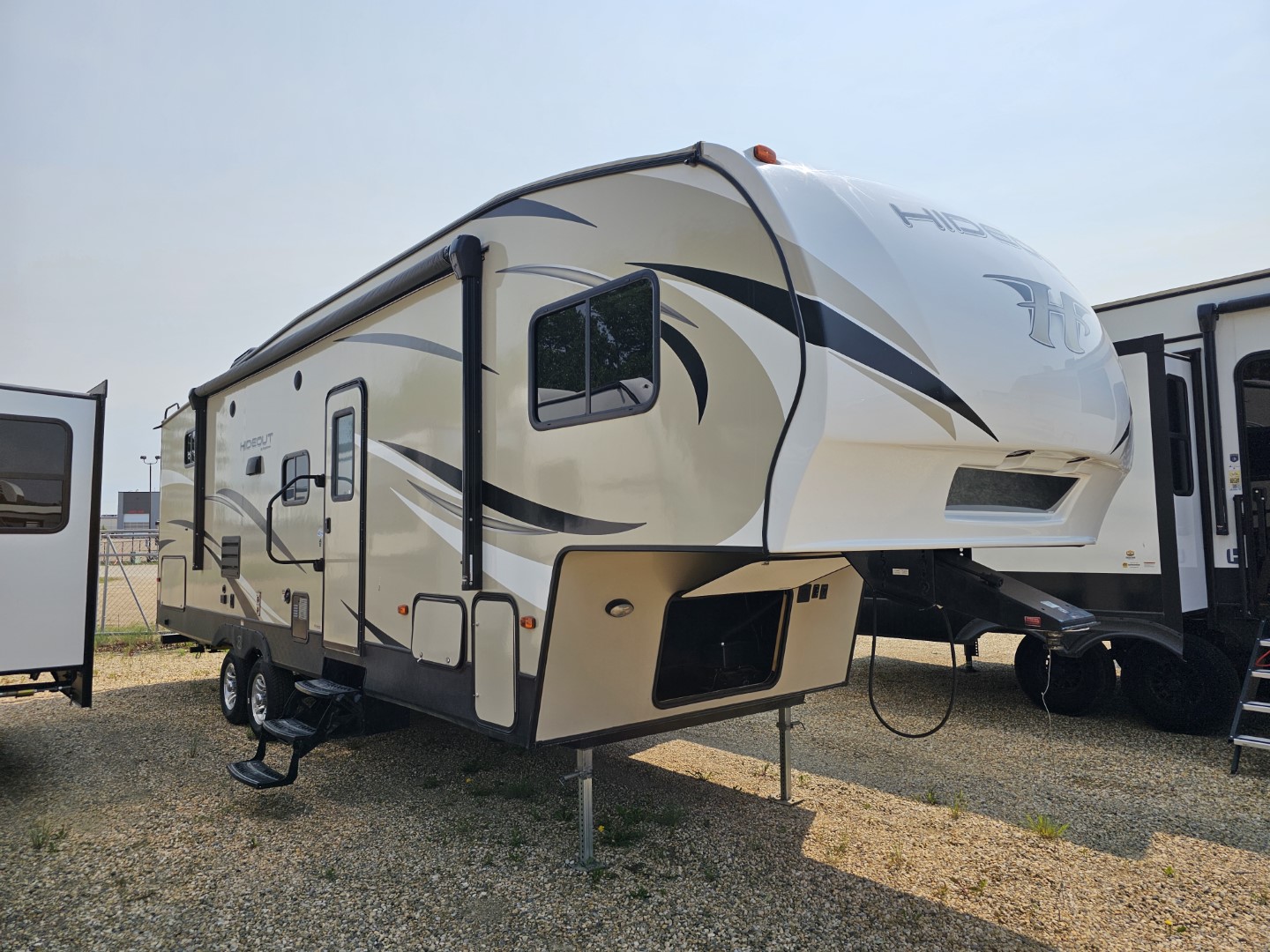 Used 2018 Keystone HIDEOUT 281DBS