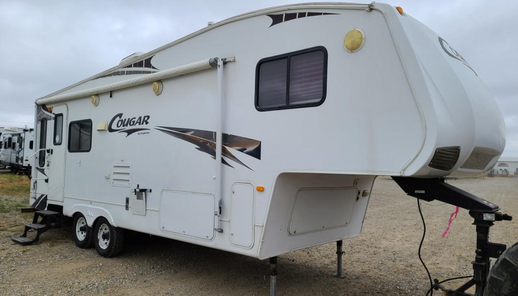 USED 2009 KEYSTONE COUGAR 276 RL