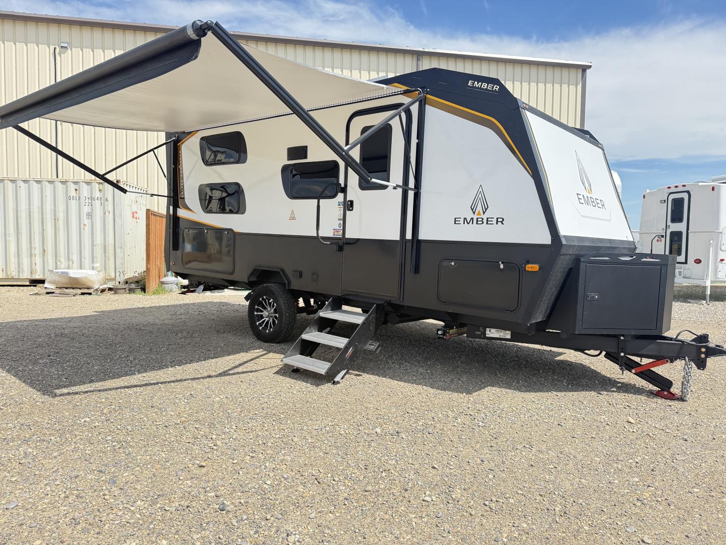 USED 2023 Ember OVERLAND 191MDB