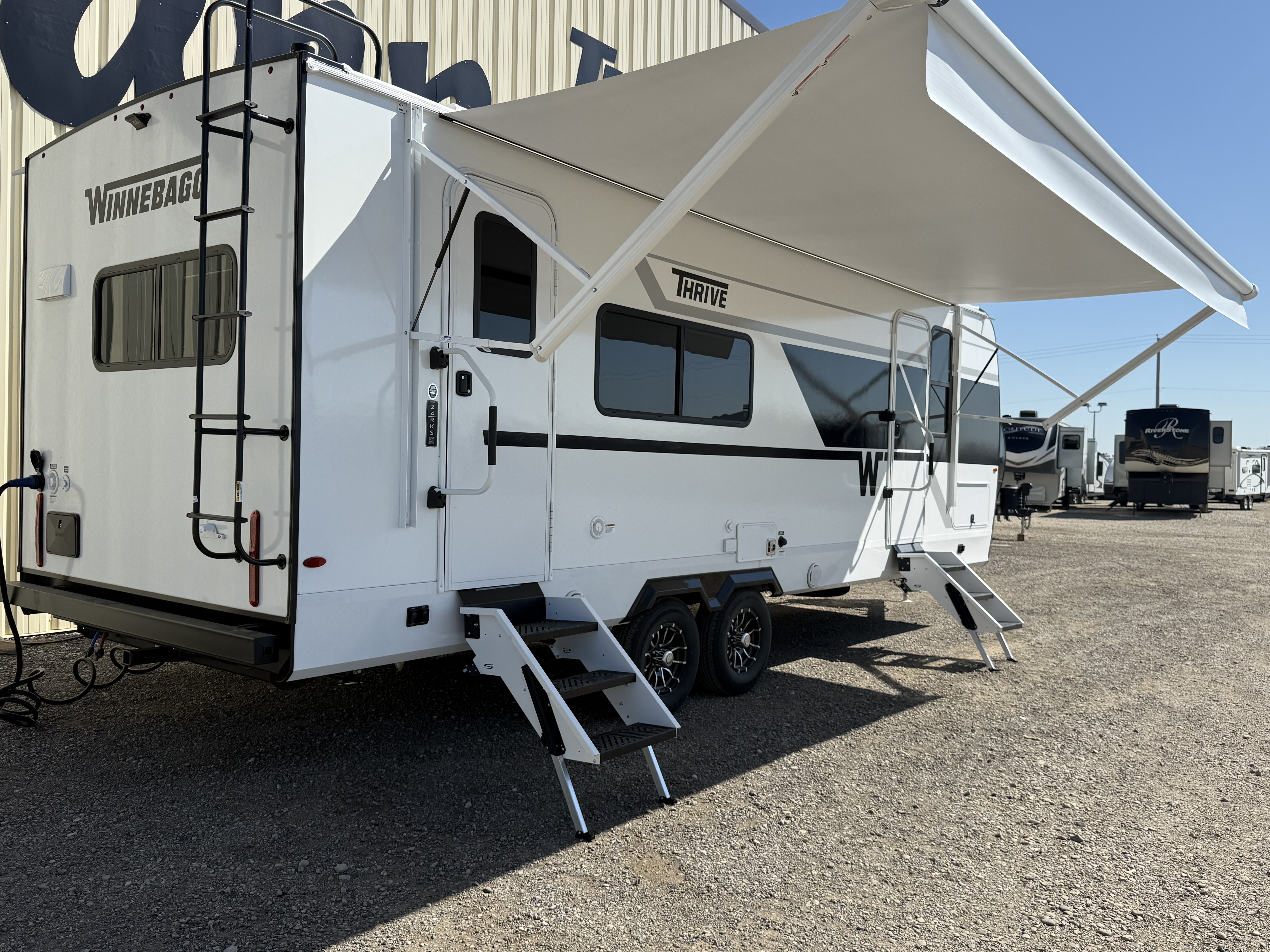 New 2026 Winnebago THRIVE 24 RKS