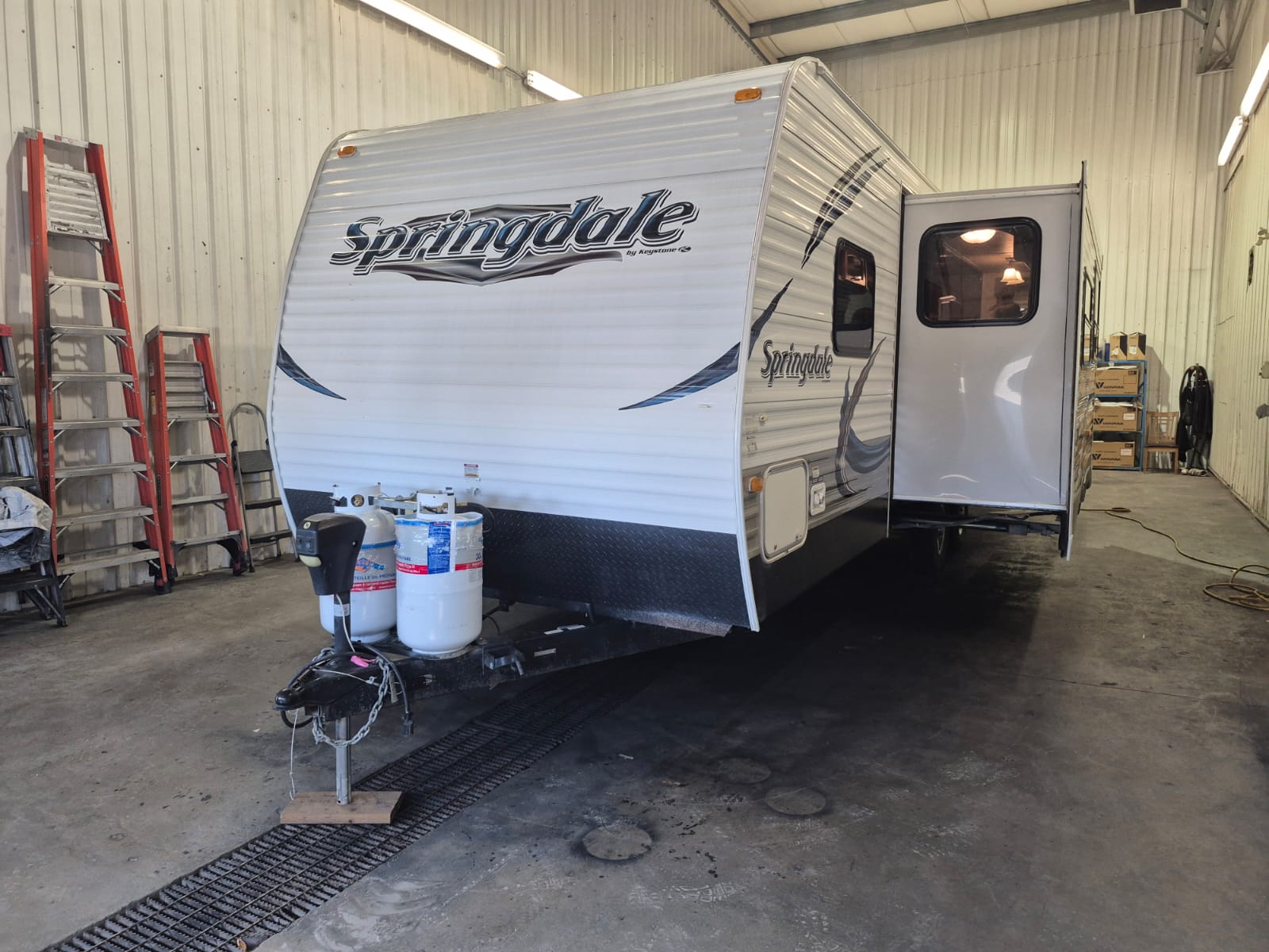 Used 2013 Keystone SPRINGDALE 282BH-SSR
