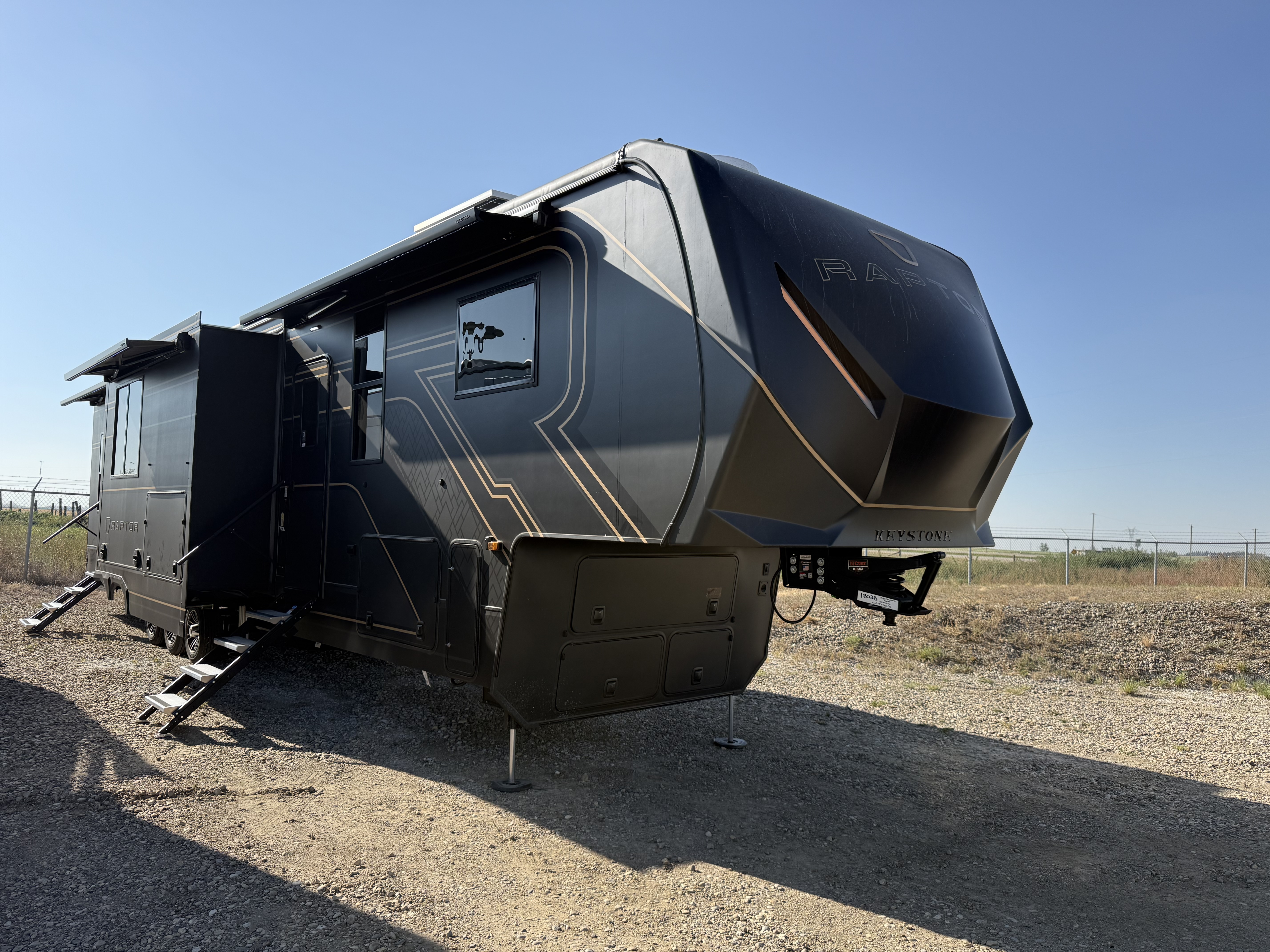 New 2026 Keystone RAPTOR 441 HB