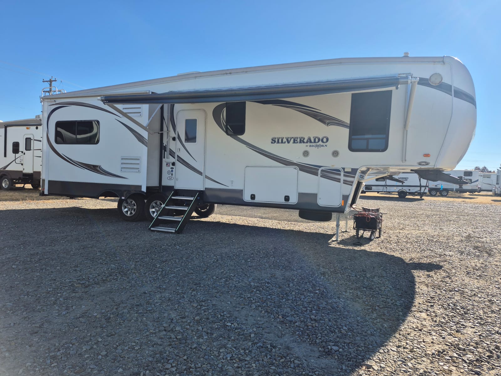 Used 2013 Heartland BIGHORN SILVERADO 30RL