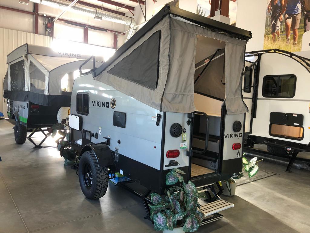 NEW 2022 FOREST RIVER VIKING 9.0 TD