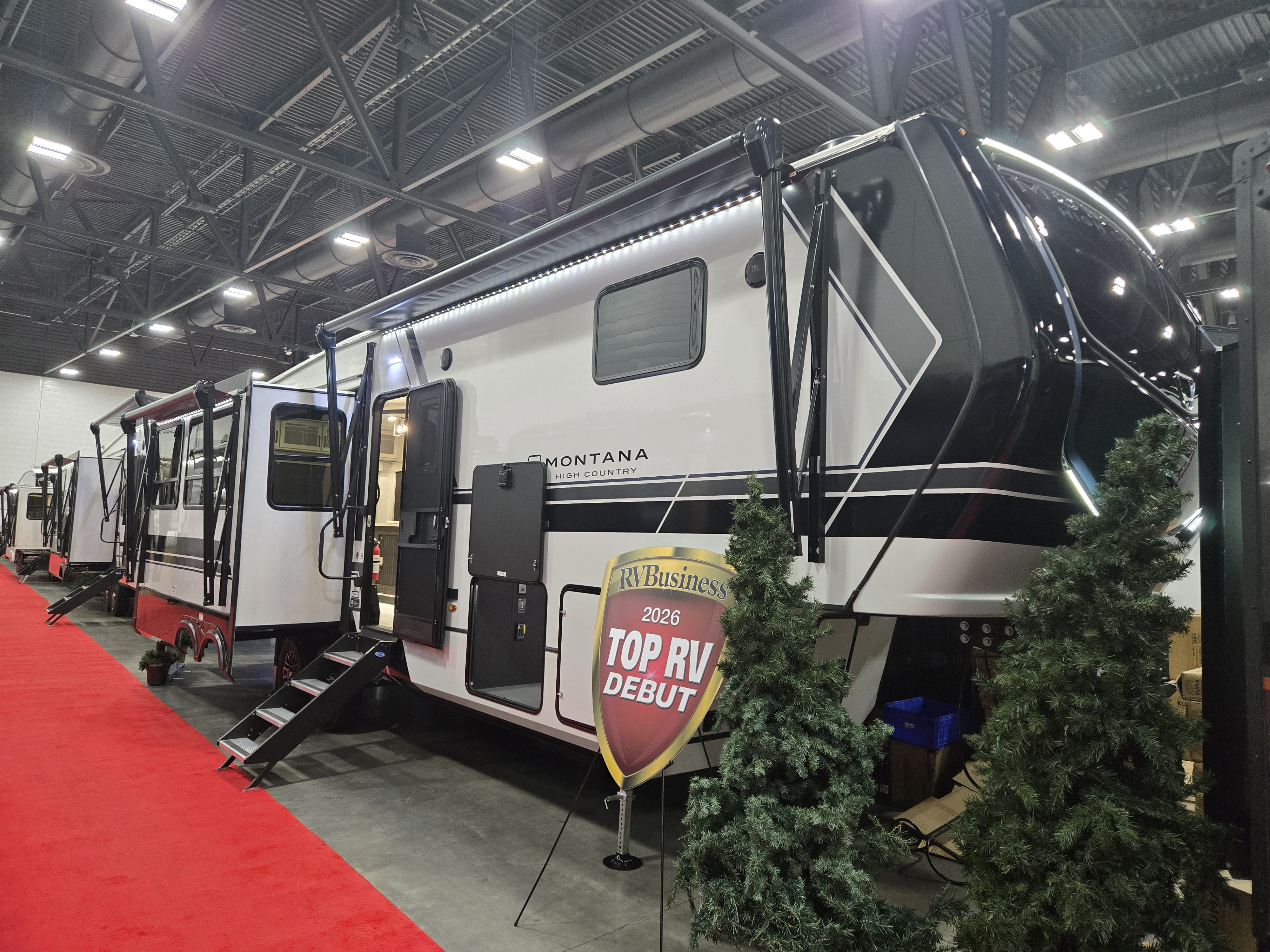 New 2026 Keystone MONTANA 295 RL
