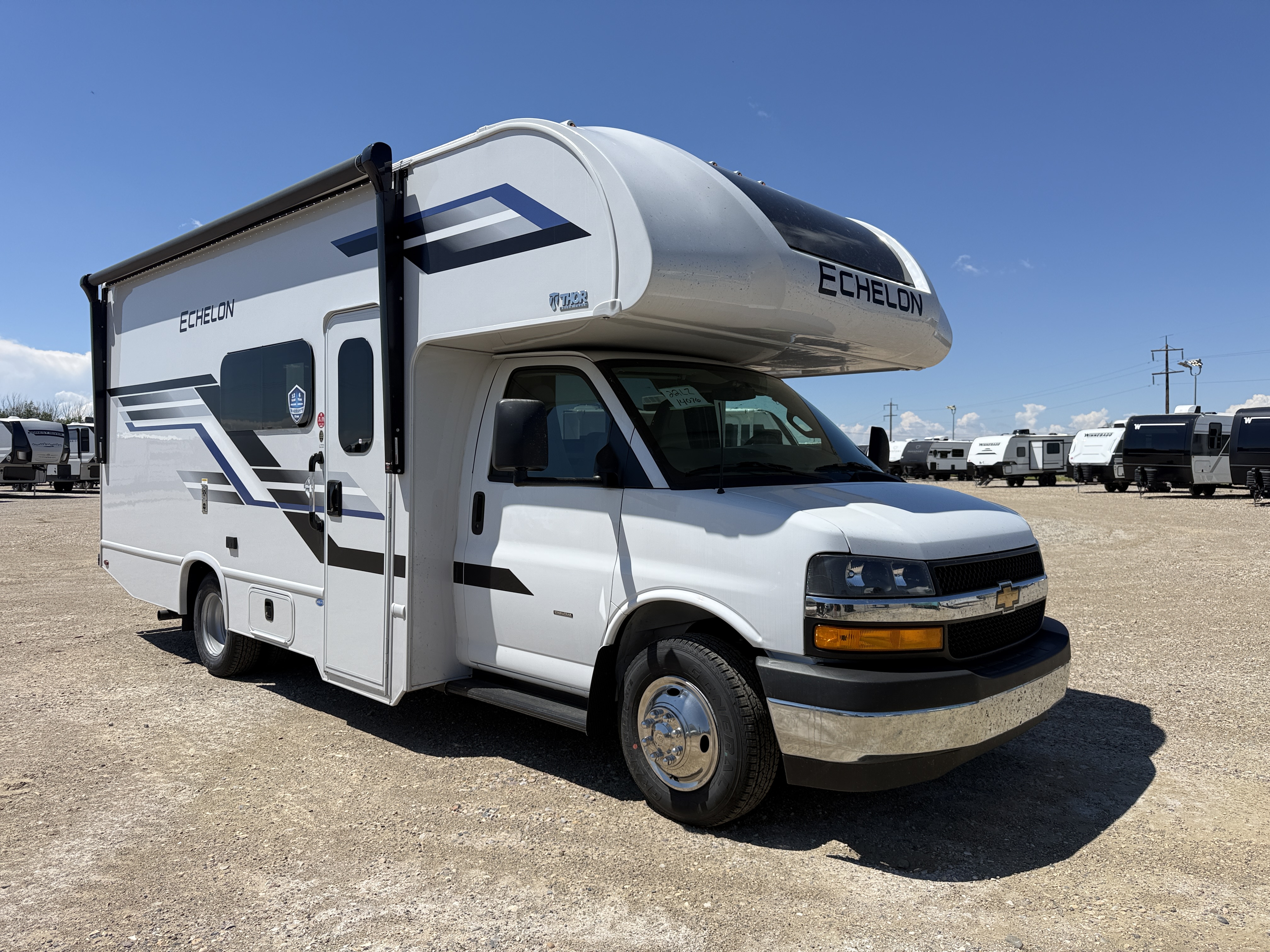 New 2027 Thor Motor Coach ECHELON LZ22