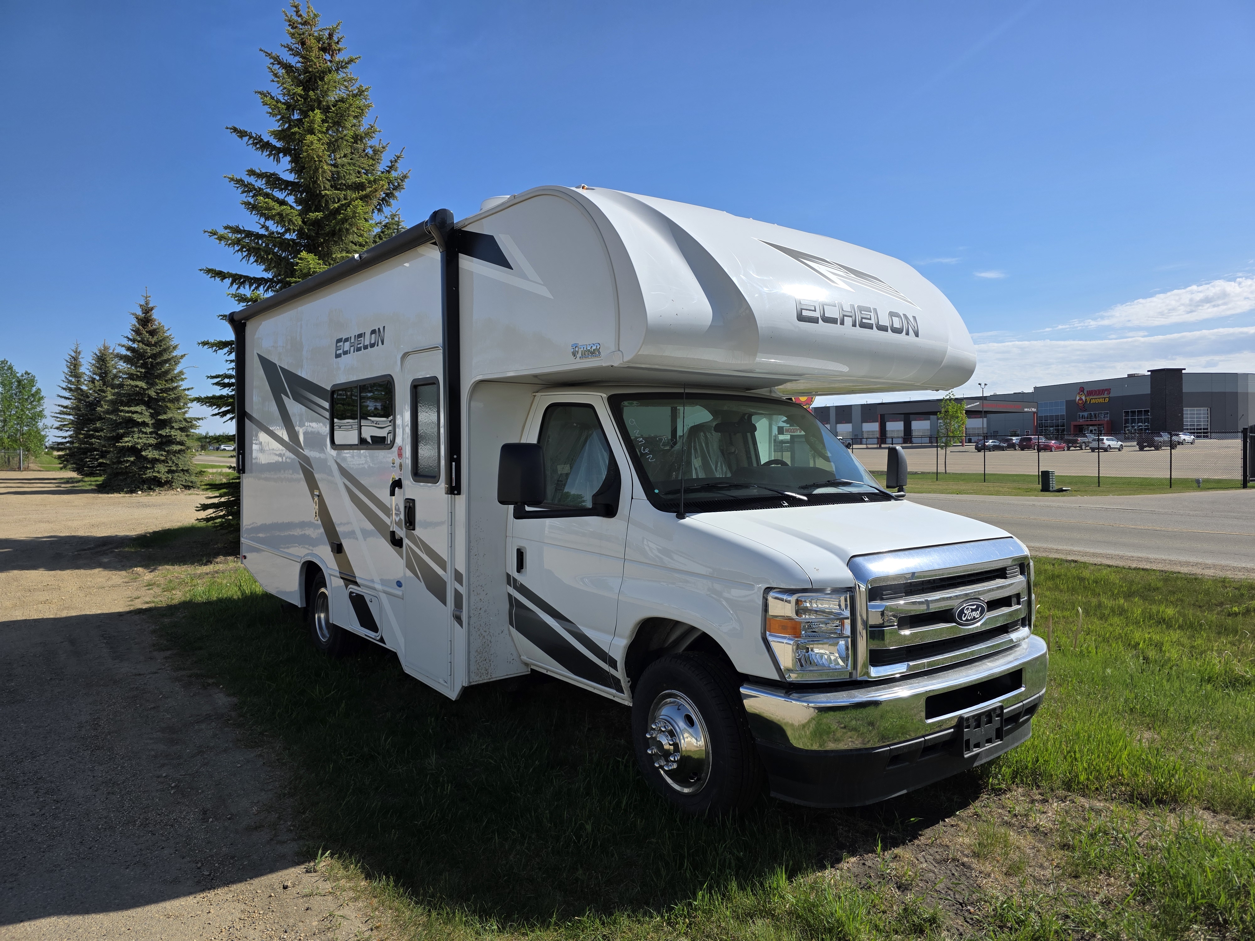 New 2026 Thor Motor Coach ECHELON LZ22
