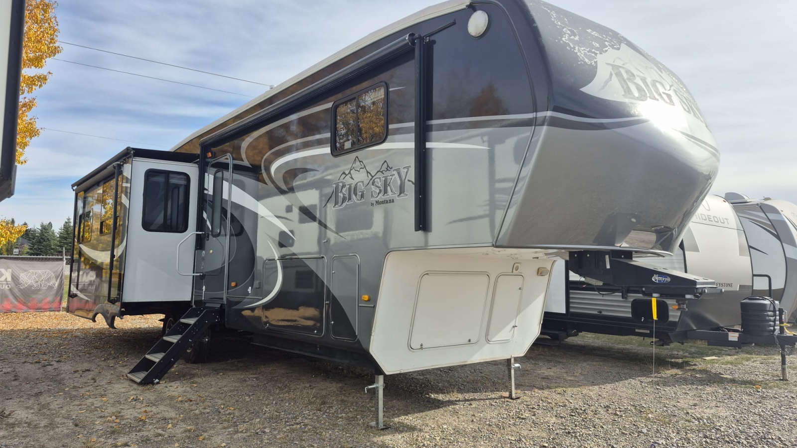 USED 2010 Keystone MONTANA BIG SKY 365 FLQXR