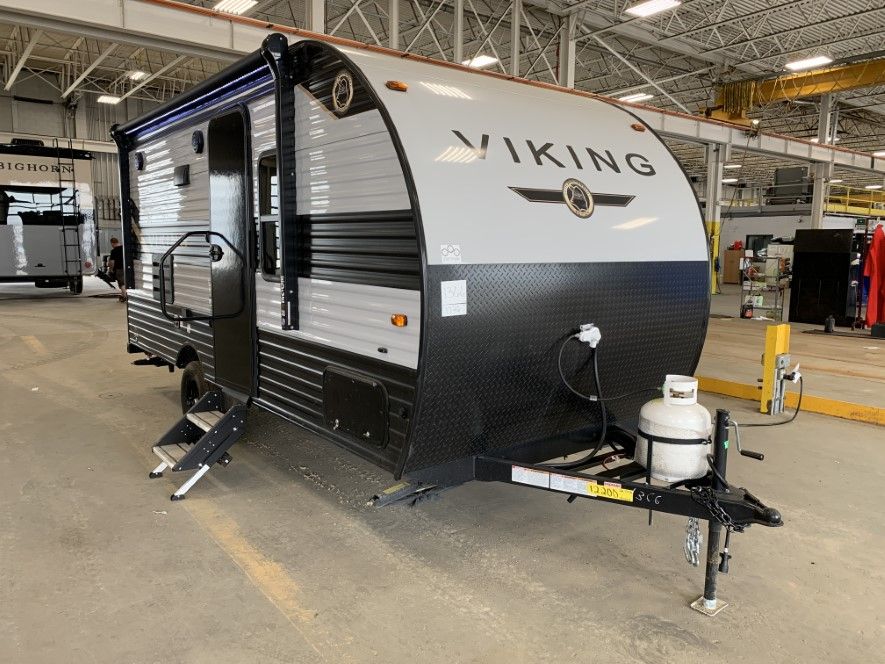 NEW 2022 FOREST RIVER VIKING 17 FQ