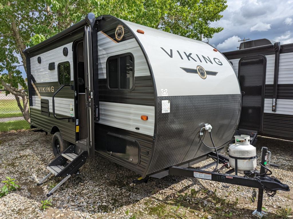 NEW 2022 FOREST RIVER VIKING 17 BH