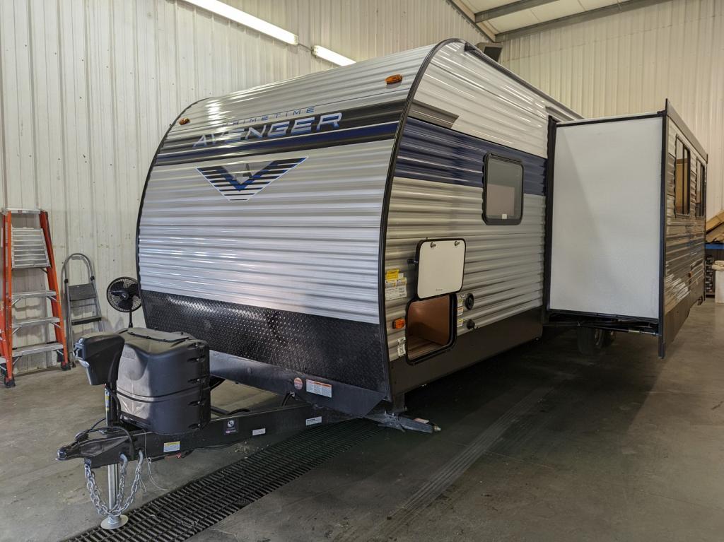 NEW 2022 FOREST RIVER AVENGER 27 DBS