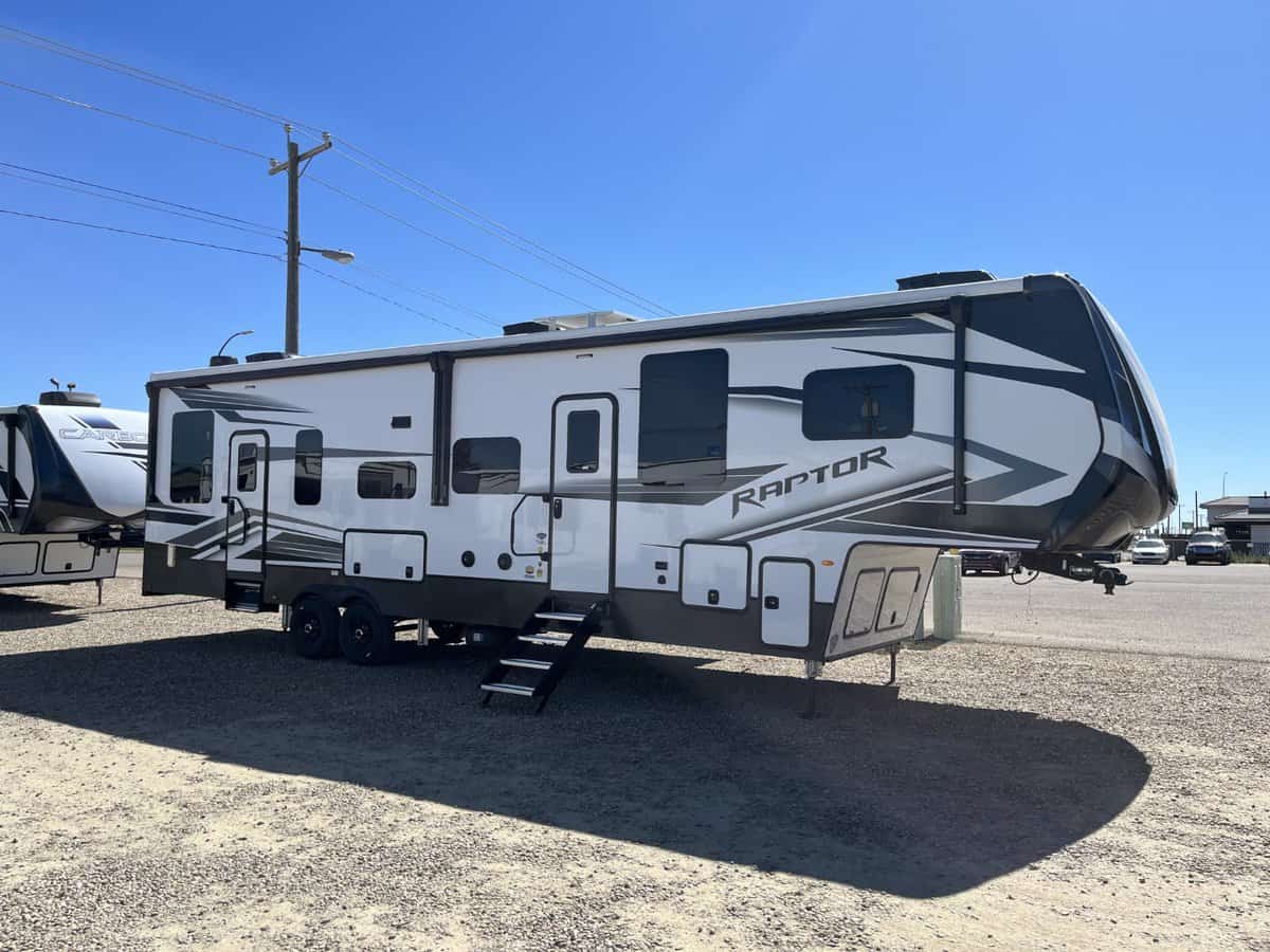 NEW 2022 KEYSTONE RAPTOR 362