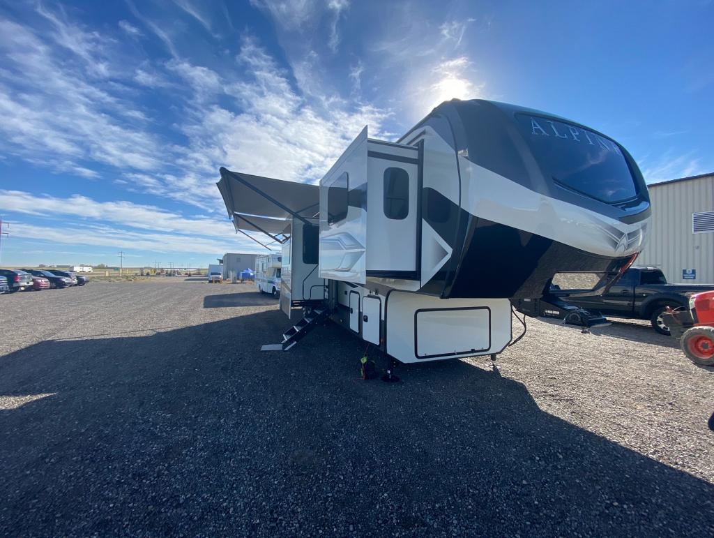 NEW 2022 KEYSTONE ALPINE 3712 KB