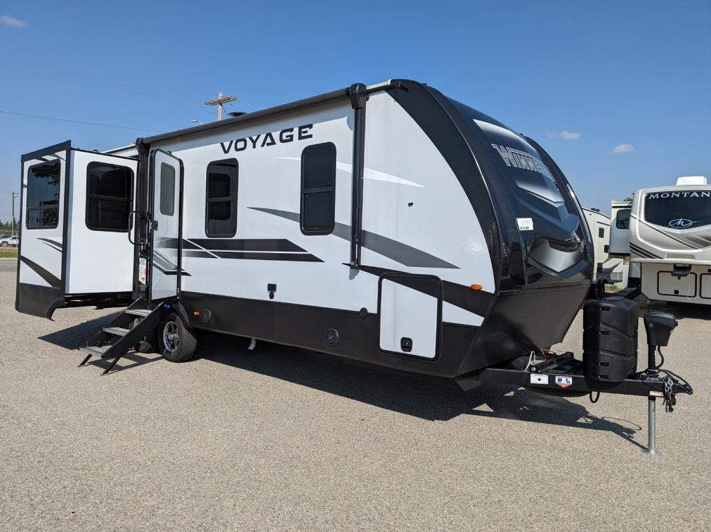 NEW 2022 WINNEBAGO VOYAGE 2730 RL