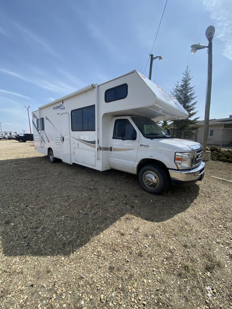 USED 2011 THOR MAJESTIC 28A