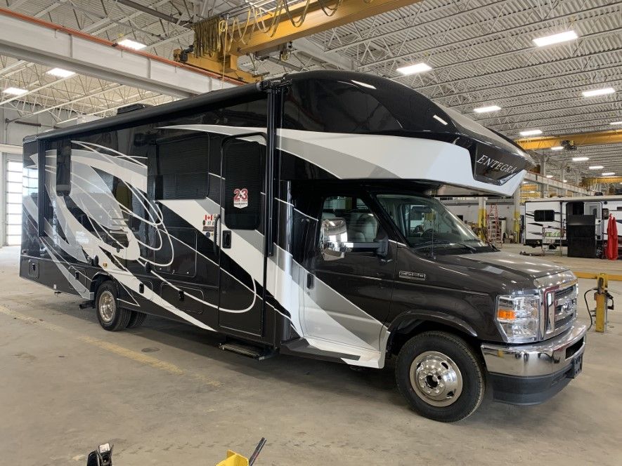 USED 2022 ENTEGRA ESTEEM 27U