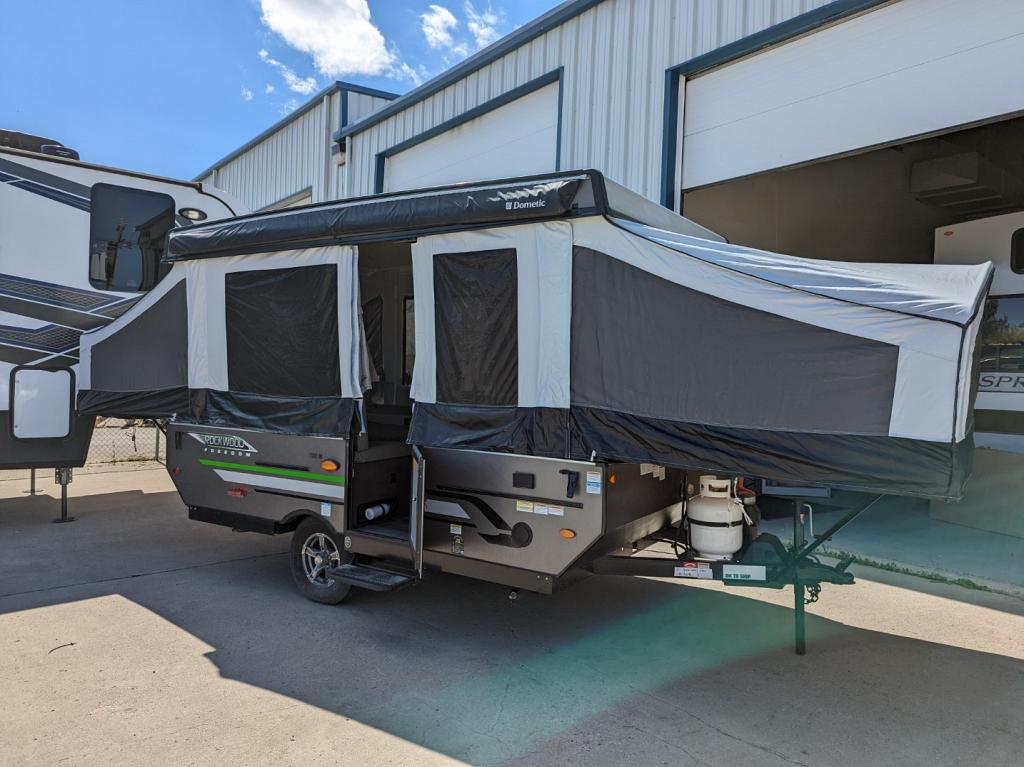USED 2021 FOREST RIVER ROCKWOOD 2280