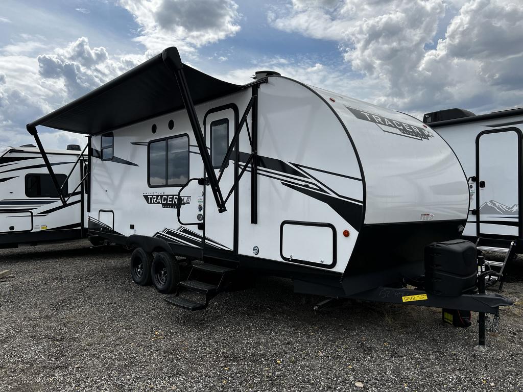 NEW 2022 FOREST RIVER TRACER 200 BHSLE