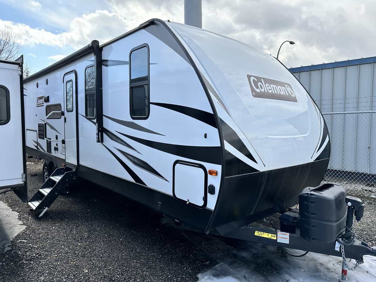 USED 2021 DUTCHMEN COLEMAN LIGHT 3055 BS