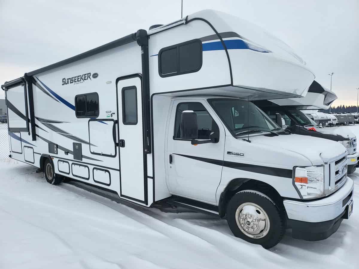 USED 2022 Forest River SUNSEEKER 3010DS