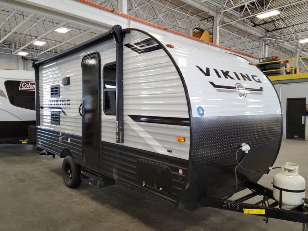 NEW 2023 Forest River VIKING 17 SFQ