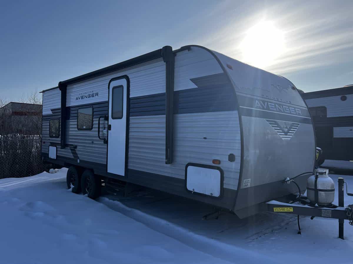 NEW 2023 Forest River AVENGER 22 BH
