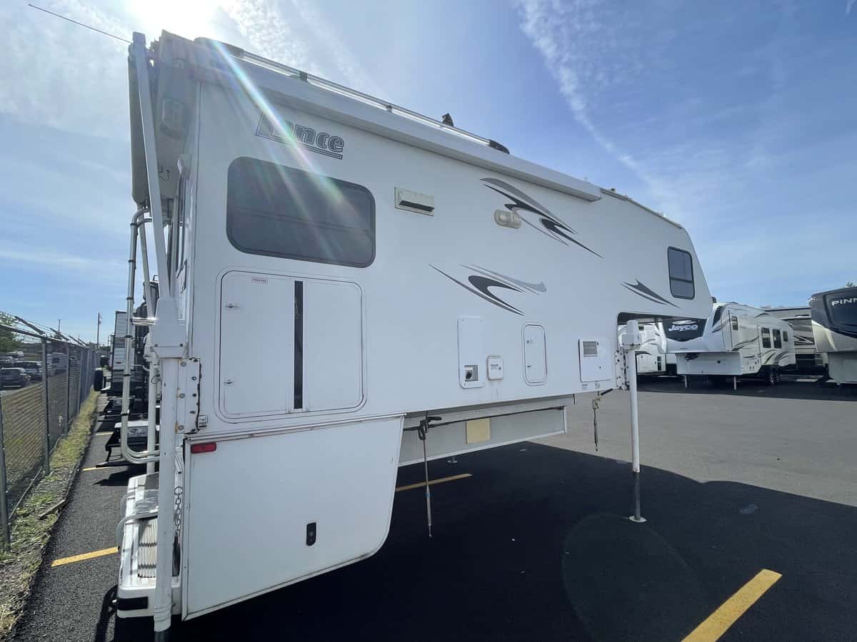 USED 2008 Lance LANCE 1181 Bend, OR