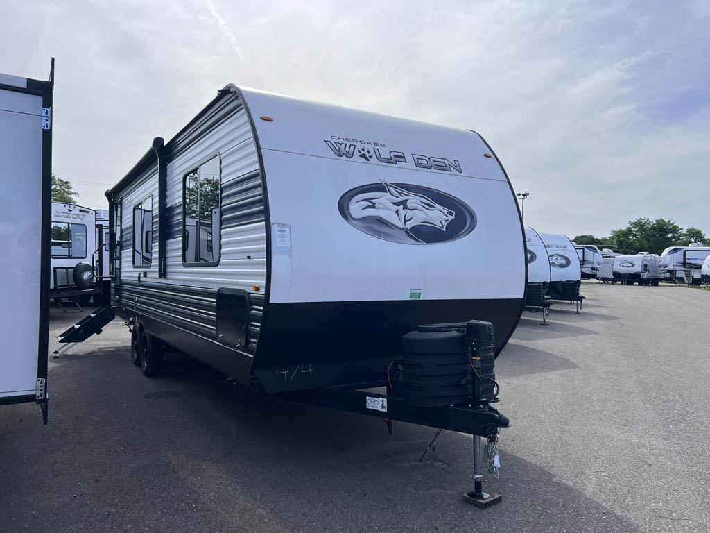 Cherokee Wolf Den 232MB Travel Trailer 