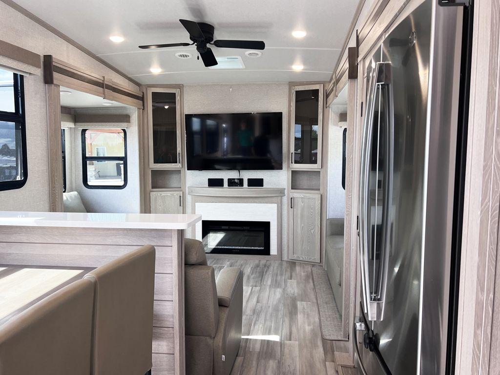 SOLD Used 2022 Flagstaff Super Lite 529RLBS Fifth Wheel with Rear