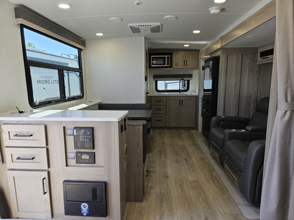 Forest River Flagstaff Micro Lite 25FBD Travel Trailer for Sale at