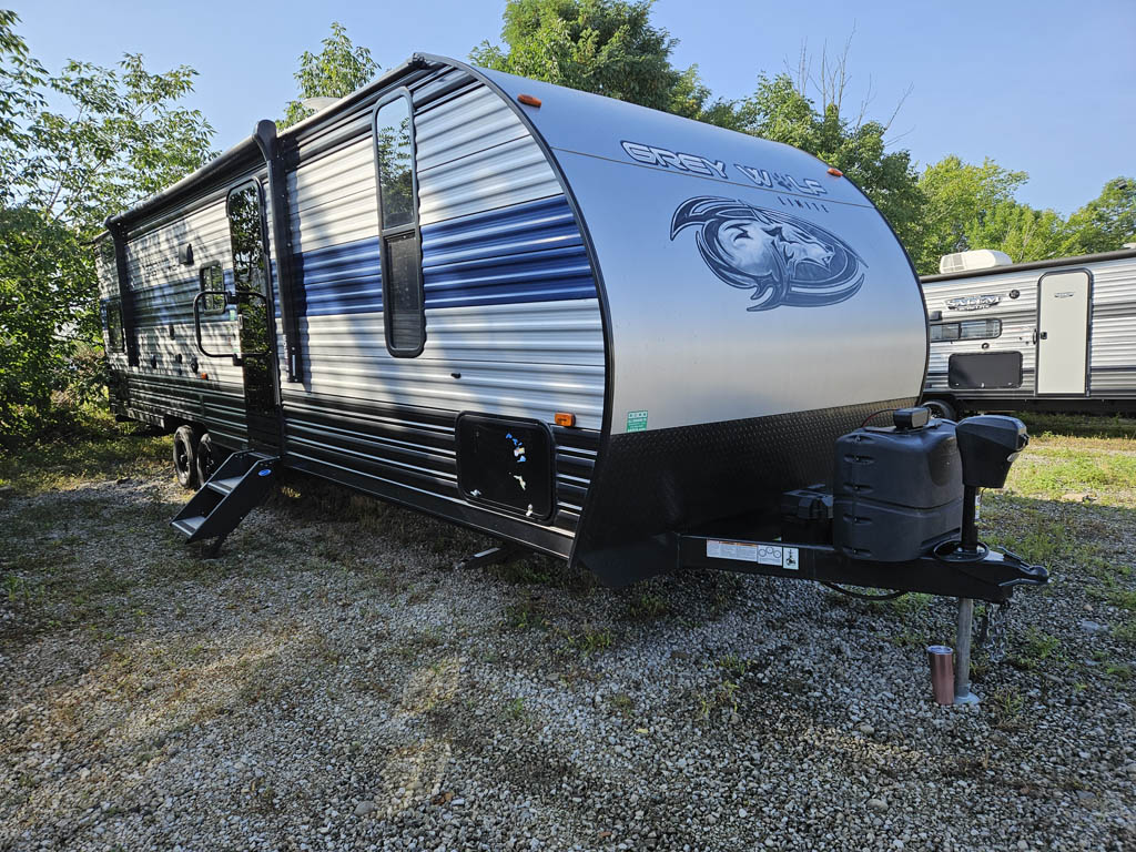 Used Grey Wolf 28DT Travel Trailer