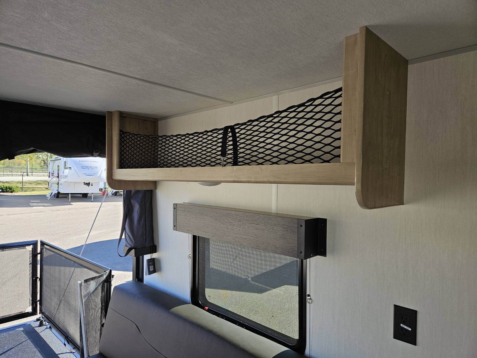 2026 Cherokee Grey Wolf 24RRTBL Toy Hauler Travel Trailer with