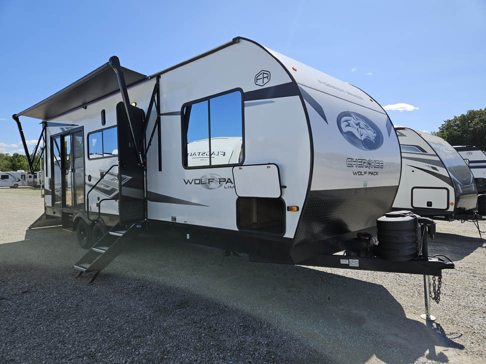 Used 2025 Cherokee Wolf Pack 25-14 Toy Hauler Trailer