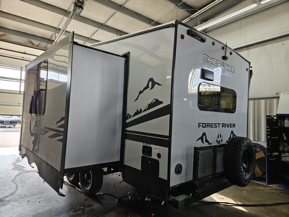 Cherokee Black Label 255SBBL 5th Wheel for Sale | All